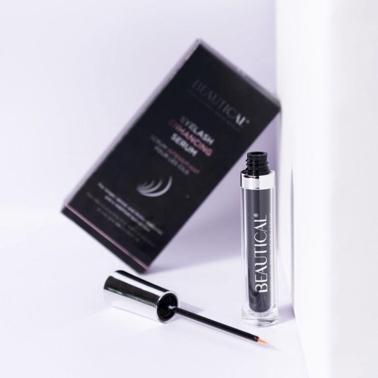 BEAUTICAL Eyelash Enhancing Serum-lifestyle